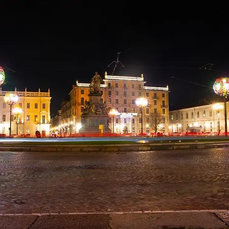Palazzo Coardi Di Carpeneto - Piazza Carlina *